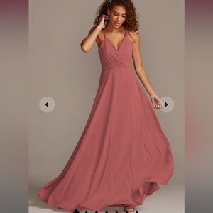 Women's David’s Bridal Chiffon The Daydream Dress V-Neck Bridesmaid Formal Dress